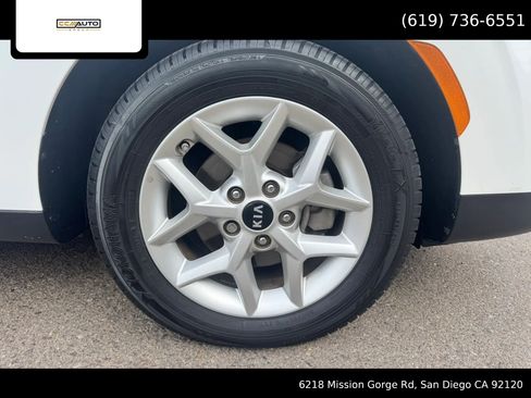 Used 2020 Kia Soul S FWD image 20