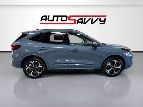 Used 2025 Ford Escape ST-Line Elite w/ Premium Technology Package AWD/4WD image 8