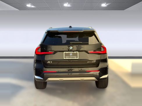 Certified 2025 BMW X1 xDrive28i image 9