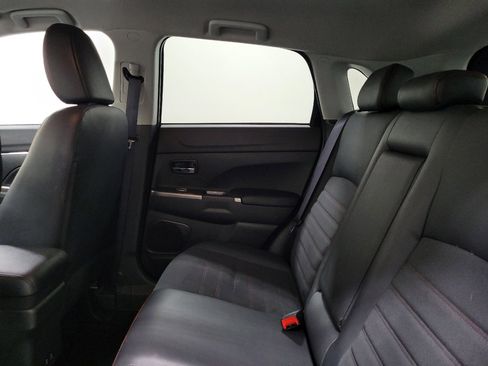 Used 2023 Mitsubishi Outlander Sport AWD image 18