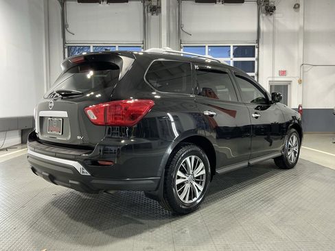 Used 2020 Nissan Pathfinder SV image 40