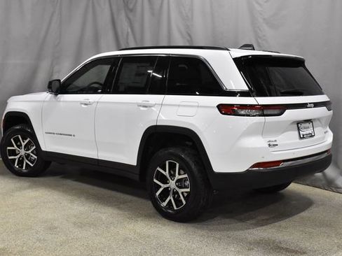 New 2025 Jeep Grand Cherokee Limited image 7