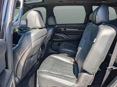 Used 2024 Kia Telluride SX Prestige X-Line image 15