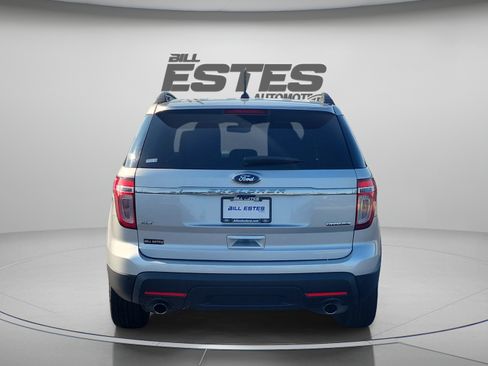 Used 2014 Ford Explorer XLT w/ Equipment Group 201A FWD image 3