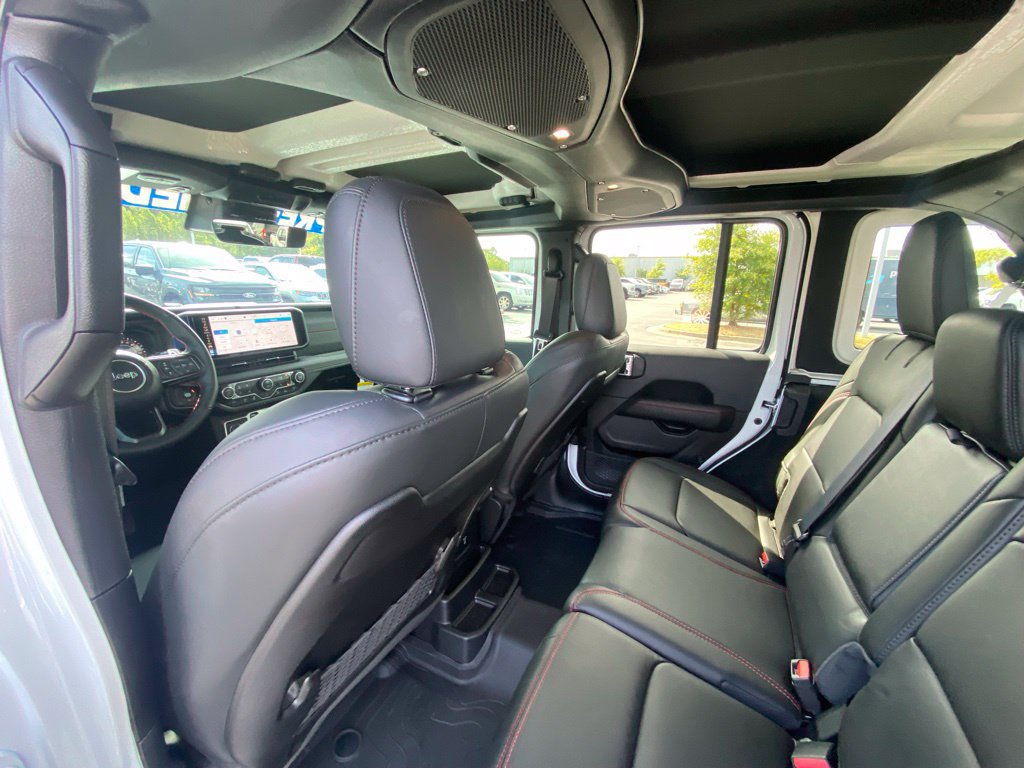 Used 2026 Jeep Wrangler Unlimited Rubicon 392 w/ Quick Order Package 27X Moab AWD/4WD image 25