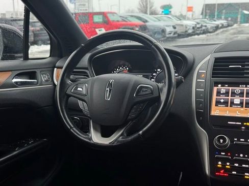 Used 2019 Lincoln MKC Select w/ Select Plus Package image 24