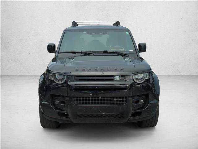 Used 2023 Land Rover Defender 110 X-Dynamic SE AWD/4WD image 2