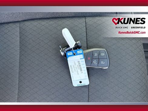 New 2026 GMC Sierra 2500 SLE w/ SLE Value Package; image 39