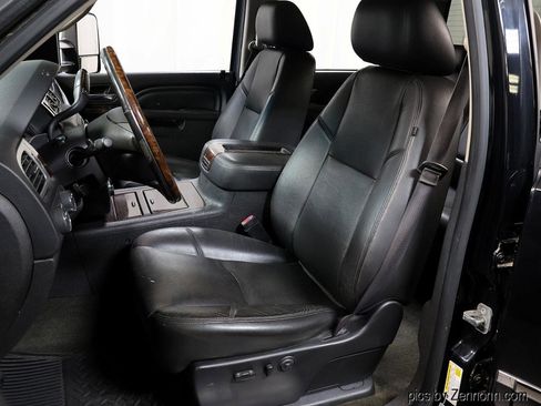 Used 2013 GMC Sierra 2500 Denali w/ Snow Plow Prep Package AWD/4WD image 9