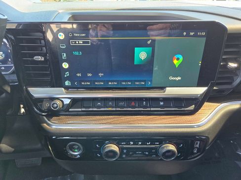Used 2022 Chevrolet Silverado 1500 LT RWD image 12