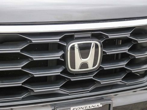 Certified 2024 Honda Pilot EX-L image 5