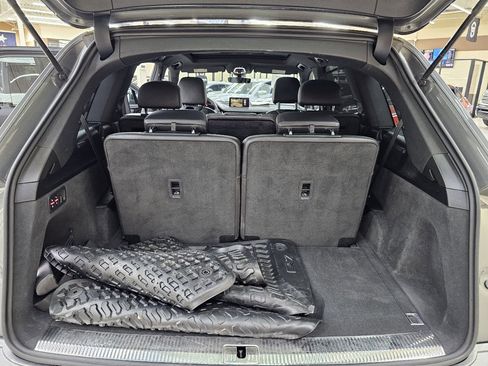 Used 2018 Audi Q7 3.0T Premium Plus w/ Premium Plus Package image 14