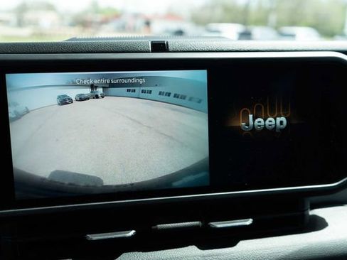 Used 2024 Jeep Wrangler Sport image 24