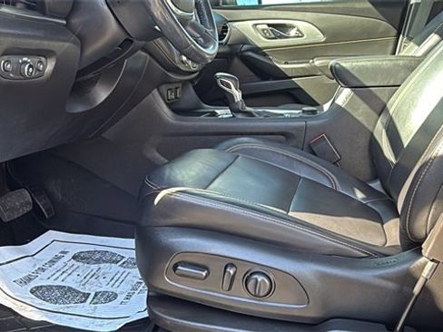 Used 2021 Chevrolet Traverse RS w/ LPO, Floor Liner Package image 13