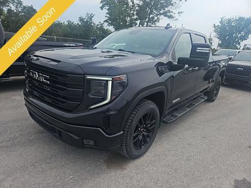 Used 2022 GMC Sierra 1500 Elevation w/ Max Trailering Package AWD/4WD image 1