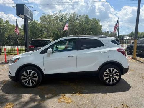 Used 2017 Buick Encore Essence FWD image 4