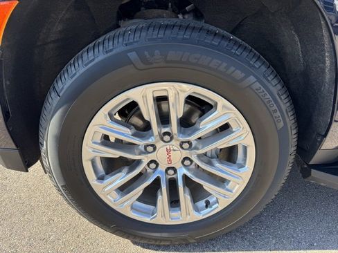 Used 2021 GMC Yukon SLT w/ SLT Luxury Package image 12