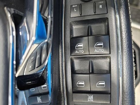 Used 2013 RAM 2500 Laramie w/ Cold Weather Group image 20