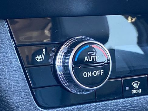 New 2025 Mitsubishi Outlander SE image 20