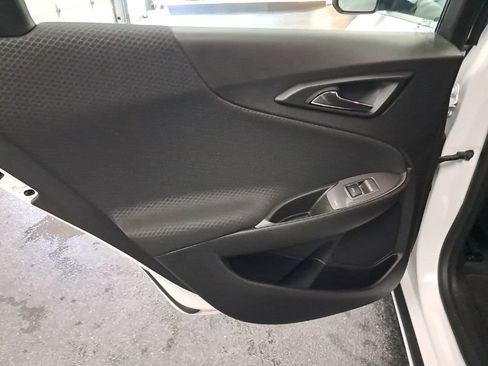 Used 2025 Chevrolet Malibu RS FWD image 16