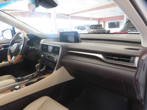 Used 2018 Lexus RX 350L FWD image 33