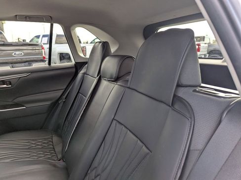 Used 2022 Toyota RAV4 XLE w/ Convenience Package image 17