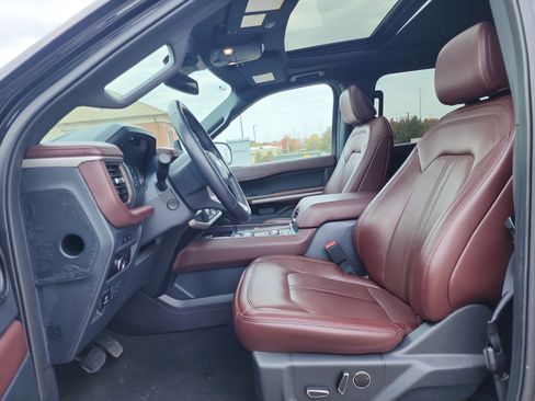 Certified 2023 Ford Expedition Limited image 10