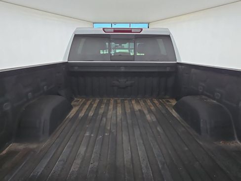Used 2022 Chevrolet Silverado 1500 LT AWD/4WD image 30