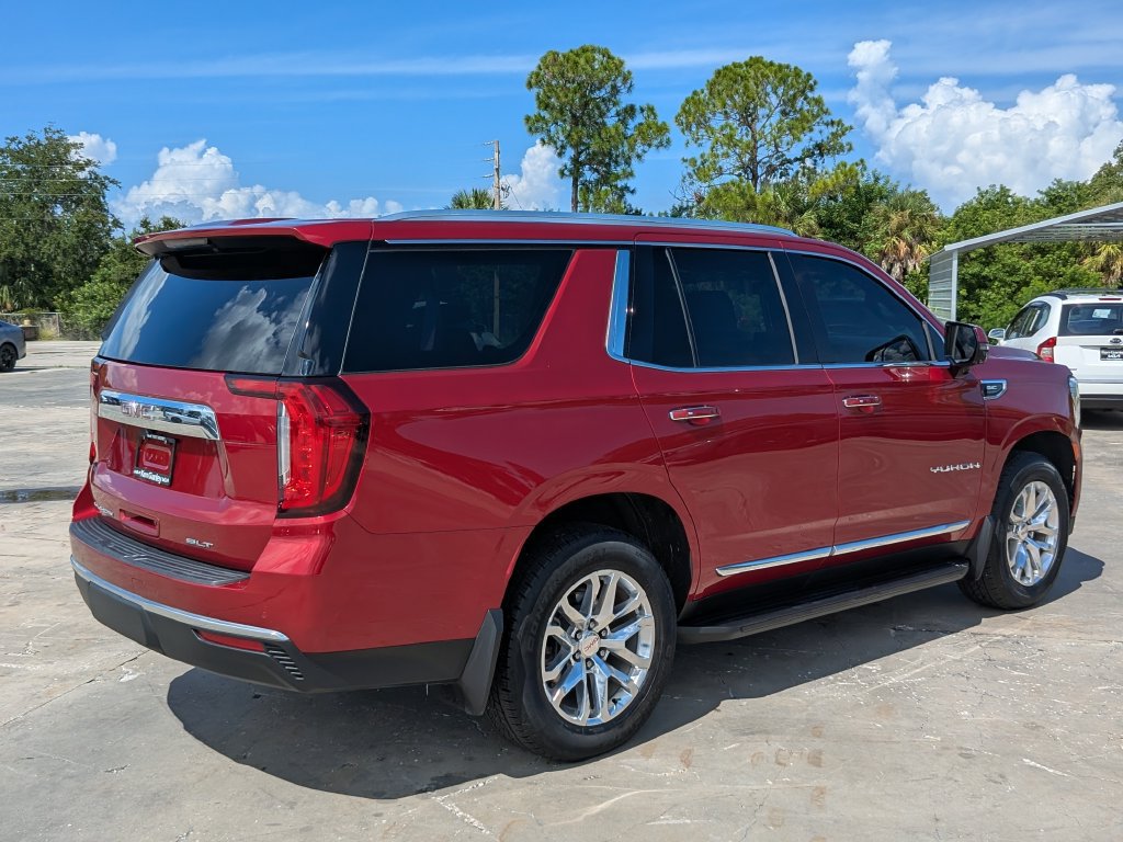 Used 2023 GMC Yukon SLT w/ SLT Premium Package RWD image 8