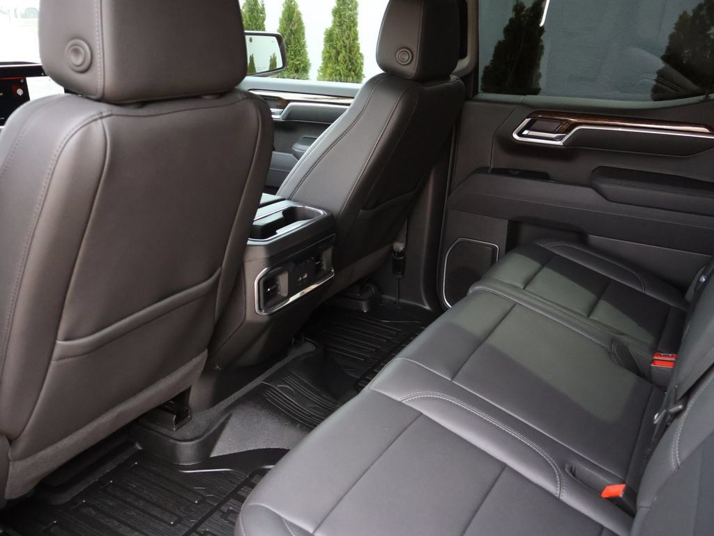 Certified 2025 GMC Sierra 1500 Elevation AWD/4WD image 16
