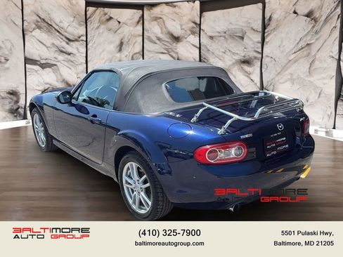 Used 2009 MAZDA MX-5 Miata Sport RWD image 6