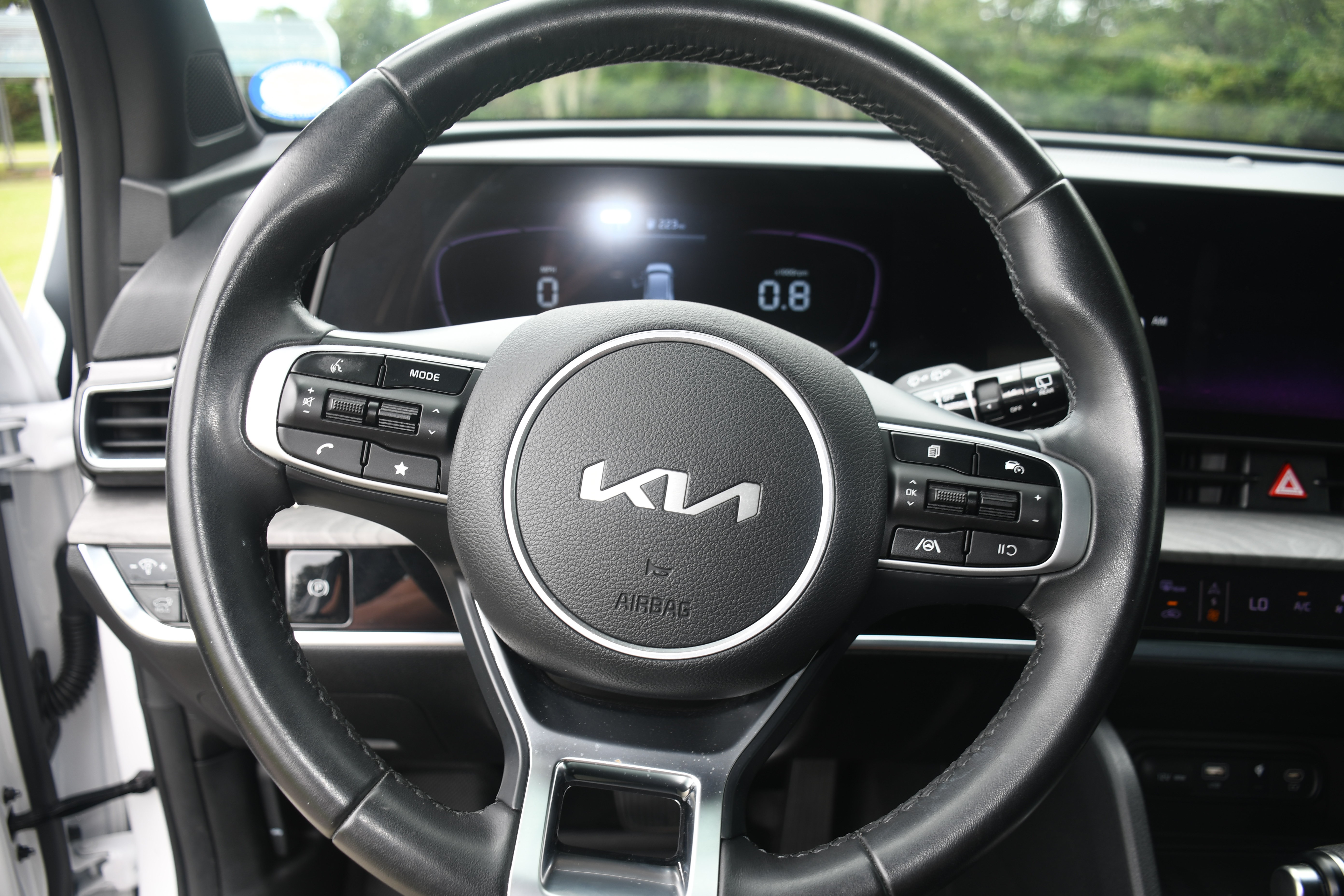 Used 2023 Kia Sportage X-Line w/ X-Line Premium Package AWD/4WD image 13