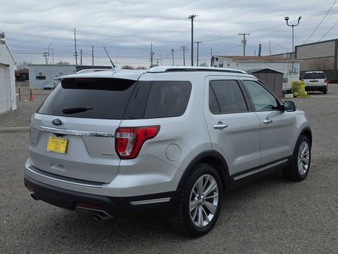 Used 2019 Ford Explorer Limited w/ Class III Trailer Tow Package AWD/4WD image 4