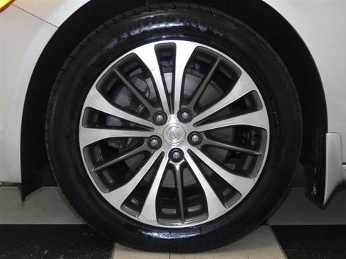 Used 2017 Buick LaCrosse Preferred image 31