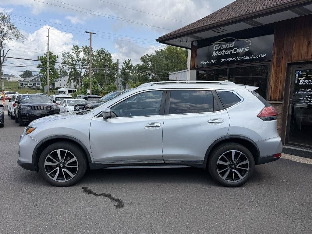 Used 2019 Nissan Rogue SL AWD/4WD image 2