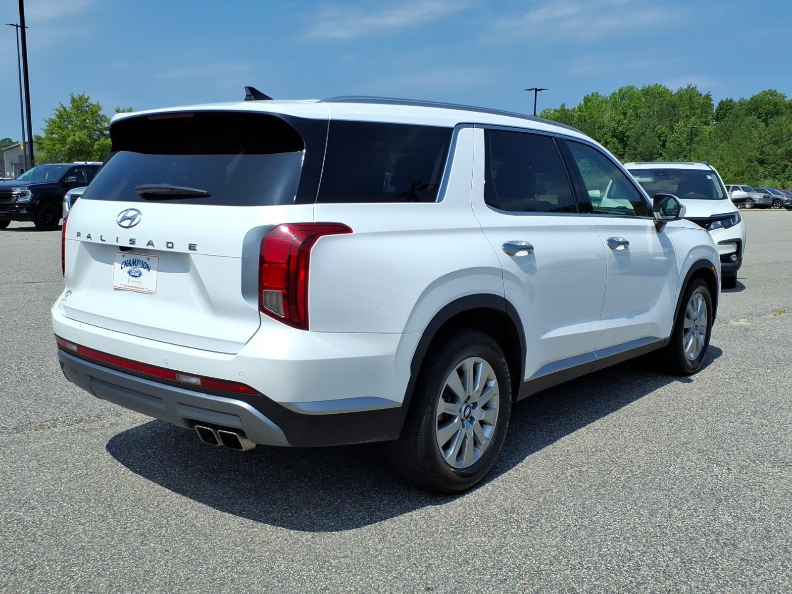 Used 2024 Hyundai Palisade SEL FWD image 24