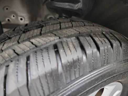 Used 2012 Honda CR-V EX image 31