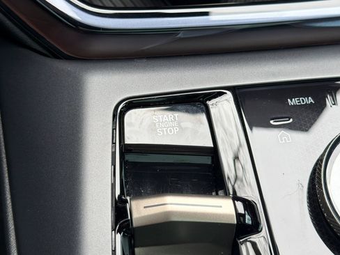 Used 2025 BMW X3 xDrive30i w/ Convenience Package image 28