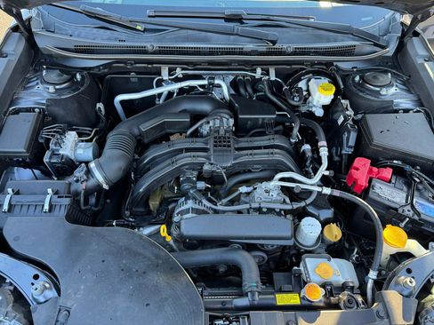 Used 2020 Subaru Outback Premium image 32