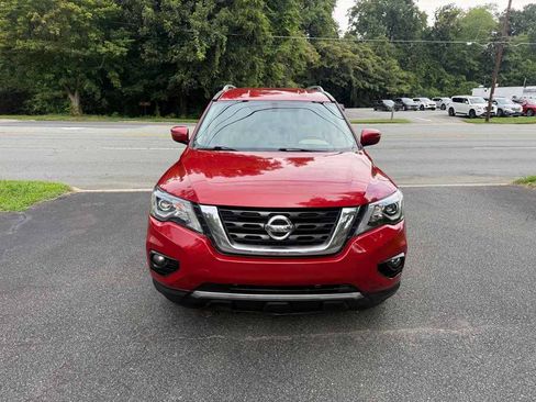 Used 2018 Nissan Pathfinder SV w/ Cargo Package FWD image 2