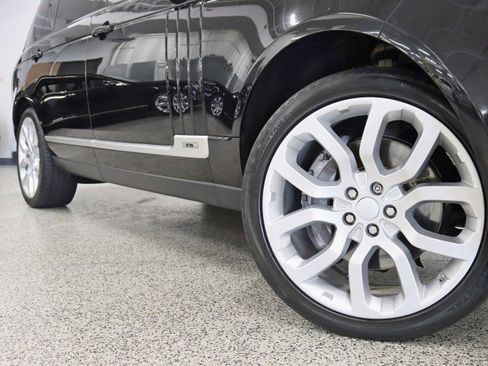 Used 2017 Land Rover Range Rover Long Wheelbase Supercharged image 4