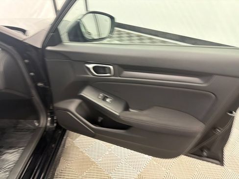 Used 2025 Honda Civic Sport image 14