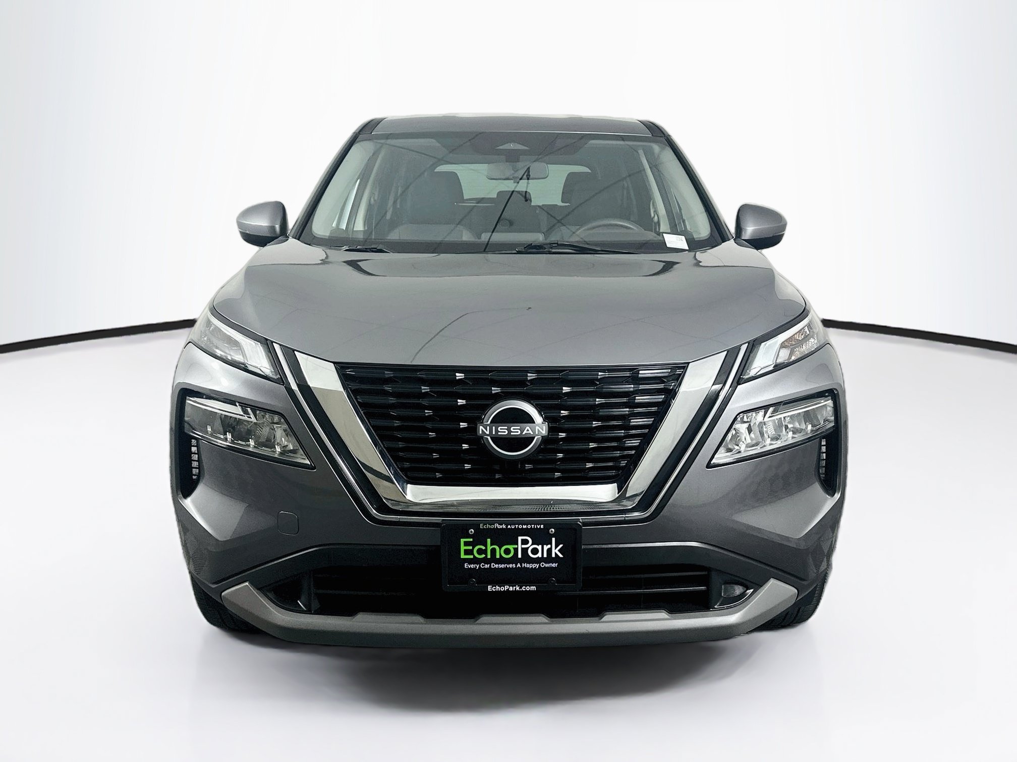 Used 2023 Nissan Rogue SV FWD image 2