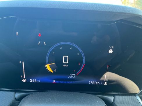 Used 2025 Chevrolet TrailBlazer LT image 36