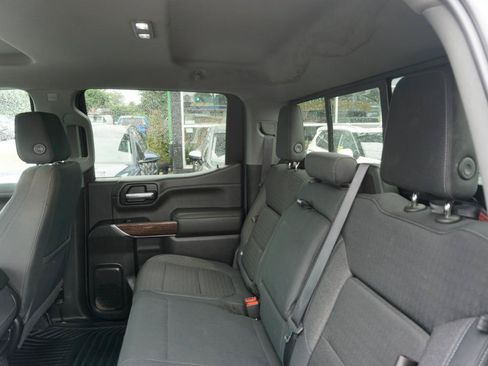Used 2019 GMC Sierra 1500 SLE w/ SLE Value Package AWD/4WD image 13