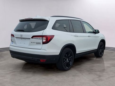 Certified 2021 Honda Pilot Black Edition image 4