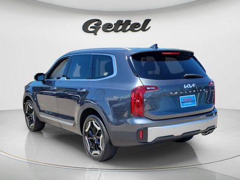 Used 2024 Kia Telluride S w/ S Sunroof Package FWD image 7