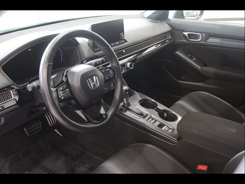 Certified 2024 Honda Civic Sport image 8