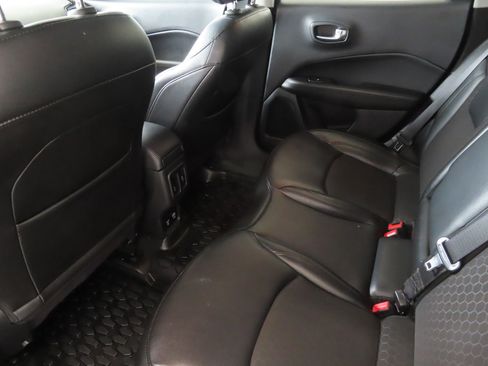 Used 2021 Jeep Compass Latitude FWD image 21