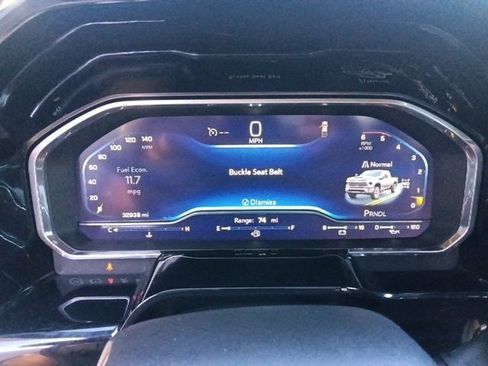 Used 2024 Chevrolet Silverado 2500 LT image 20